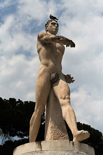 Stadio dei marmi 228